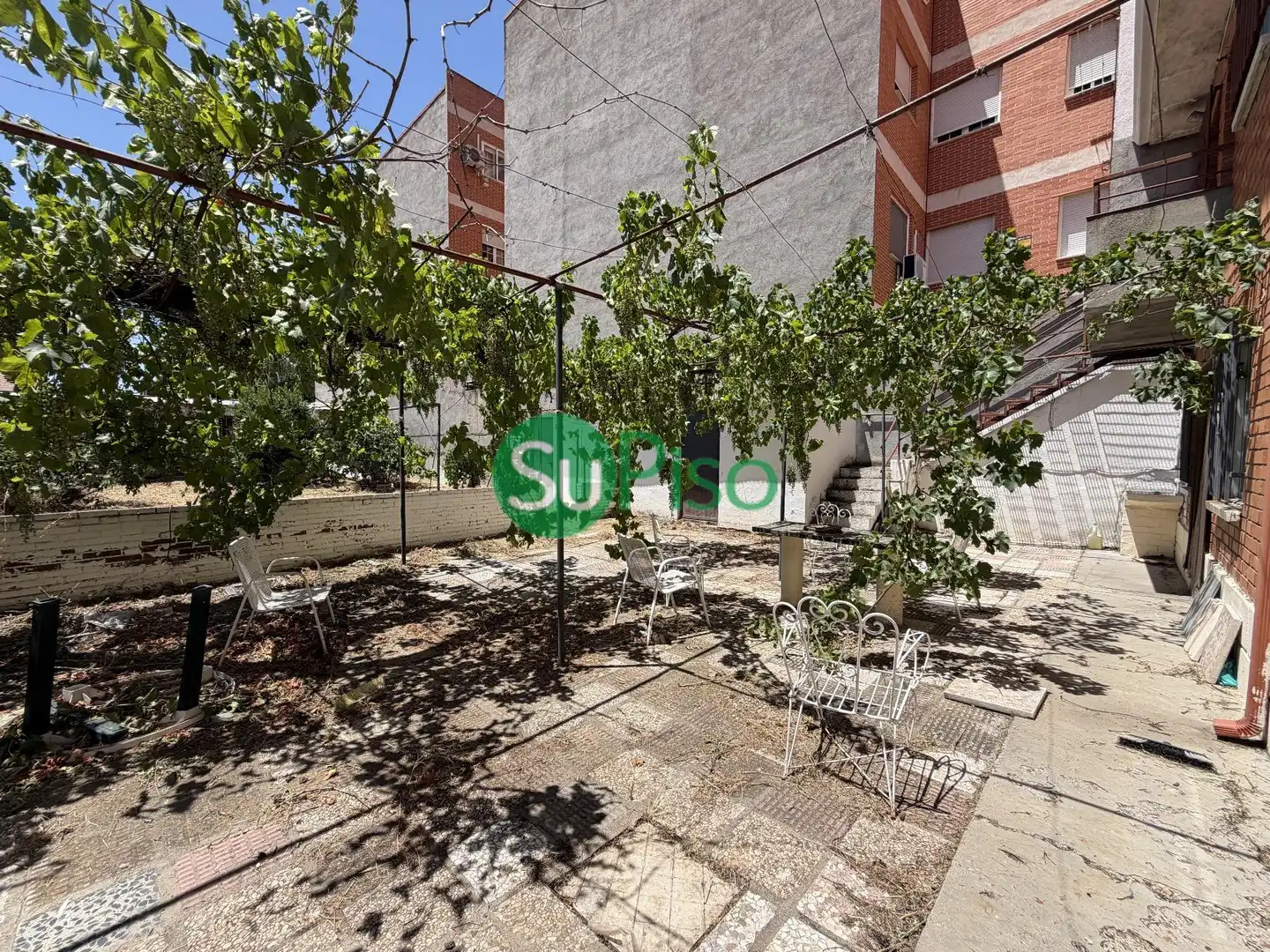 Adossat amb jardí en venda a Calle Castro Carpetano, imagen 17