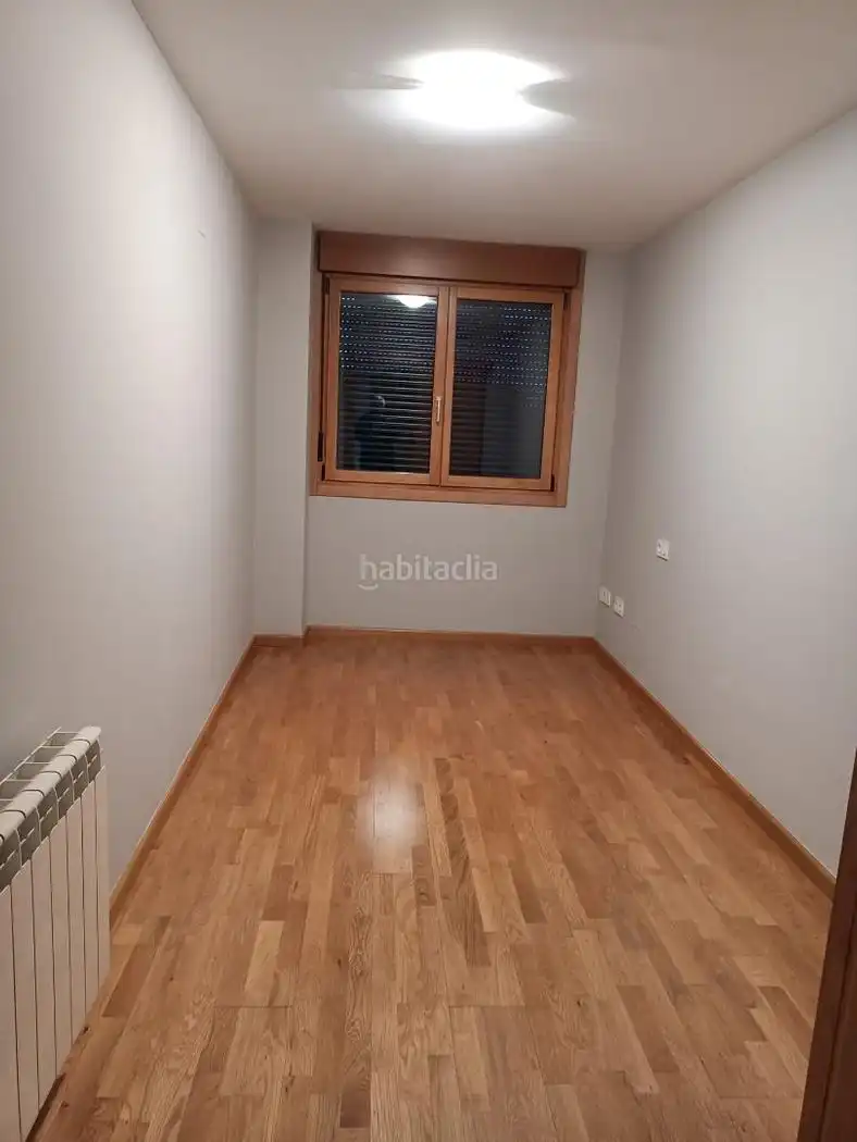 Appartamento con ascensore in affitto a Avenida Valdés 35, imagen 4