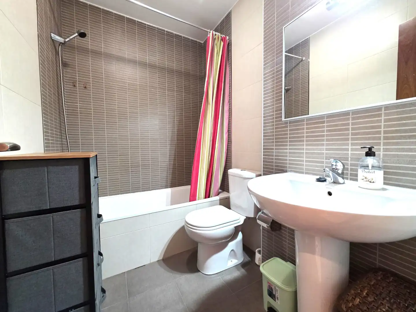 Badezimmer von Wohnungen zur Miete in Sanxenxo mit Terrasse, Möbliert und Ofen