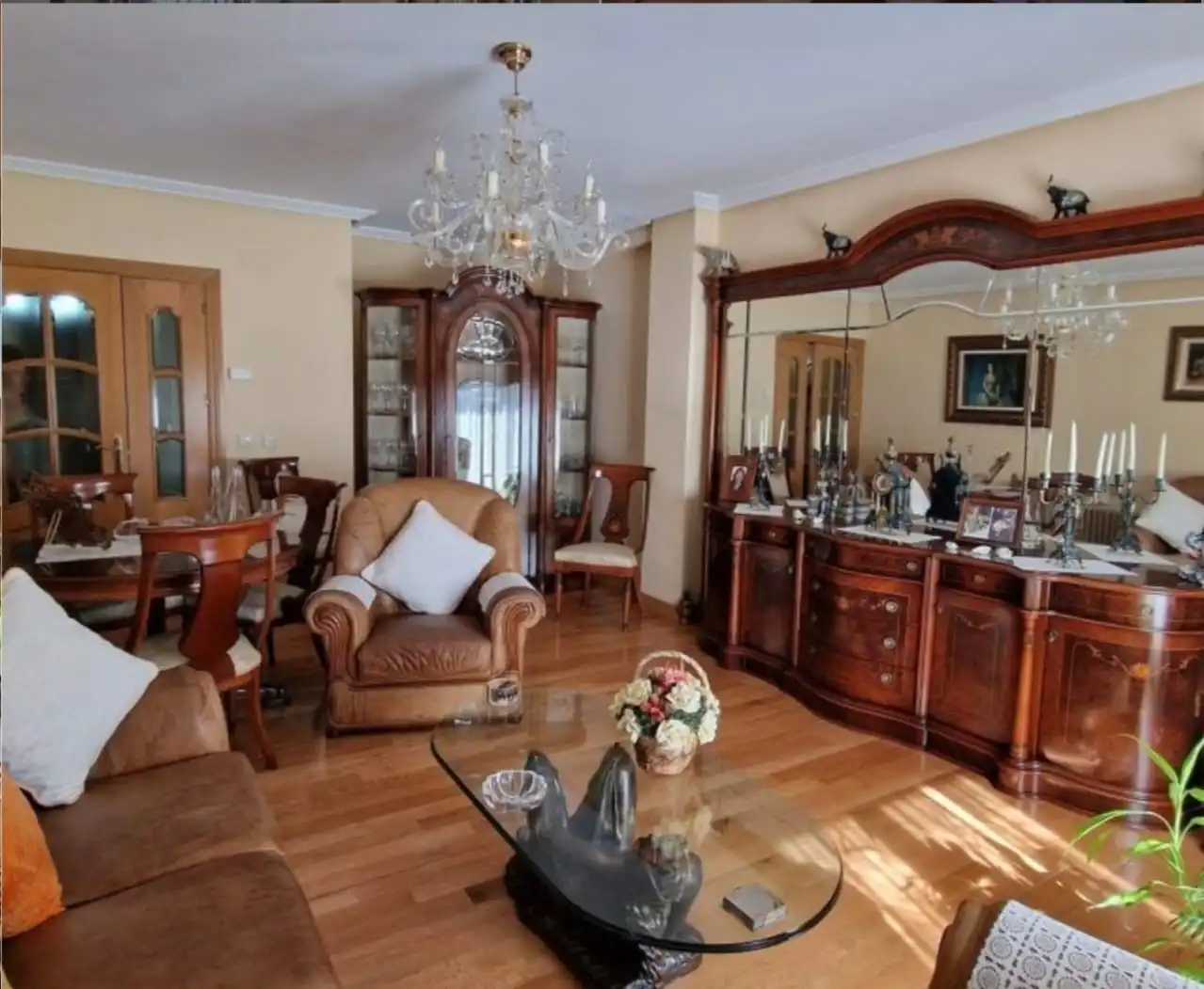 Wohnzimmer von Maisonette zum Verkauf in Plasencia mit Klimaanlage, Heizung und Terrasse