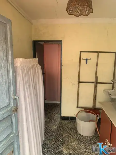 Dormitori de Casa o xalet en venda en Linares amb Terrassa i Balcó