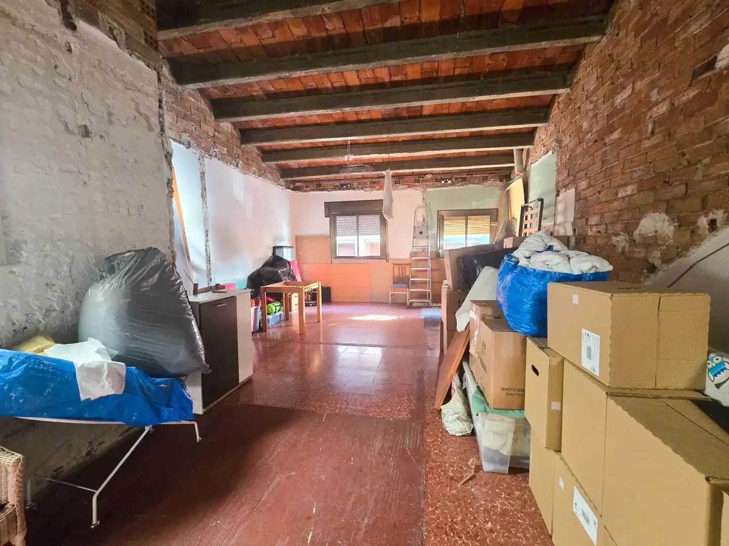 Casa adosada en venta en Ripollet con Calefacción, Trastero y Horno