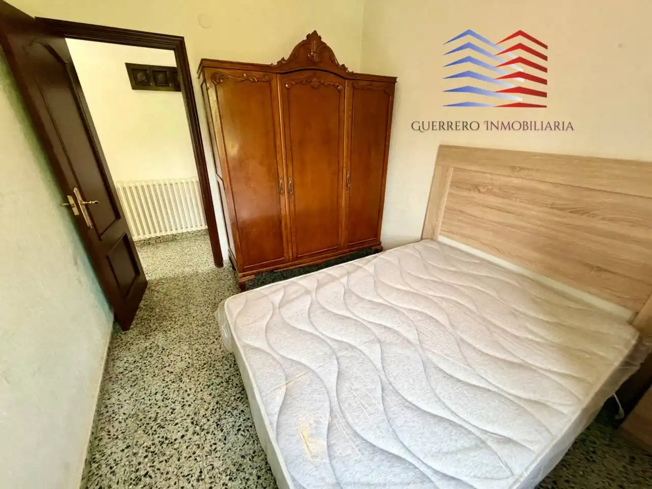 Dormitori de Casa o xalet de lloguer en San Cibrao das Viñas amb Calefacció, Terrassa i Moblat