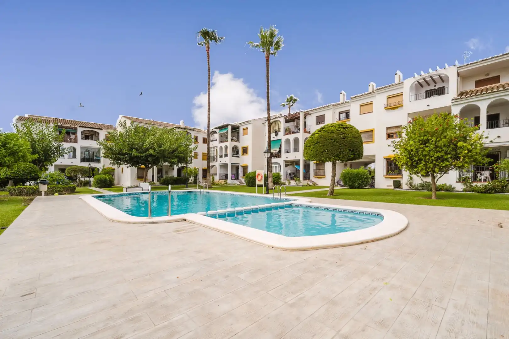 Vista exterior de Apartament de lloguer en Santiago de la Ribera