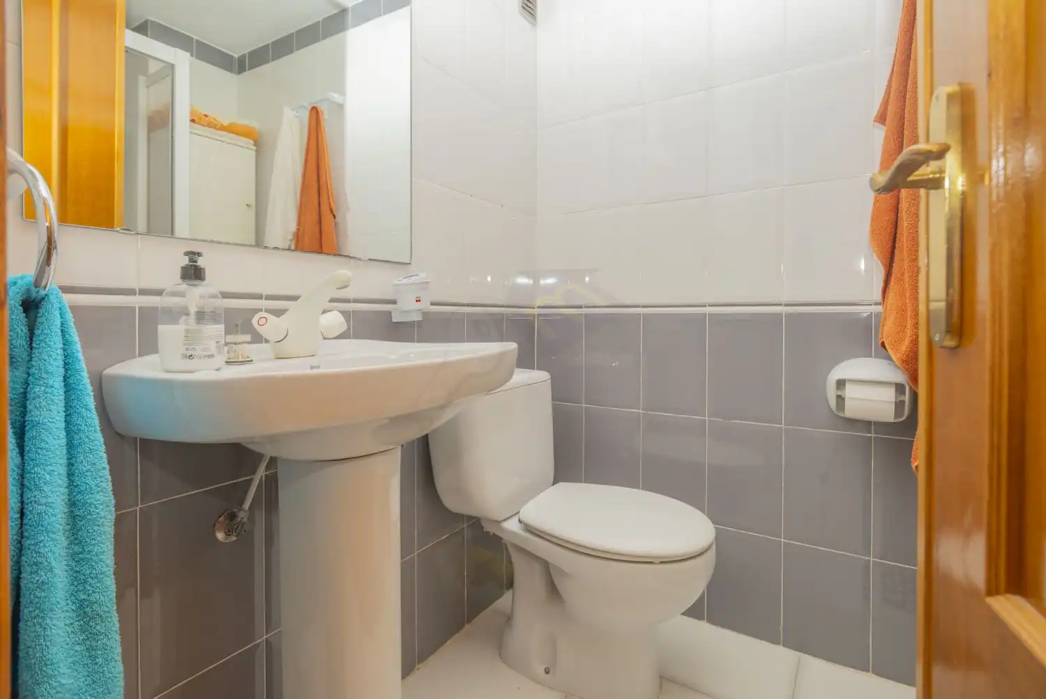 Baño de Apartamento en venta en Calpe / Calp con Terraza y Piscina comunitaria
