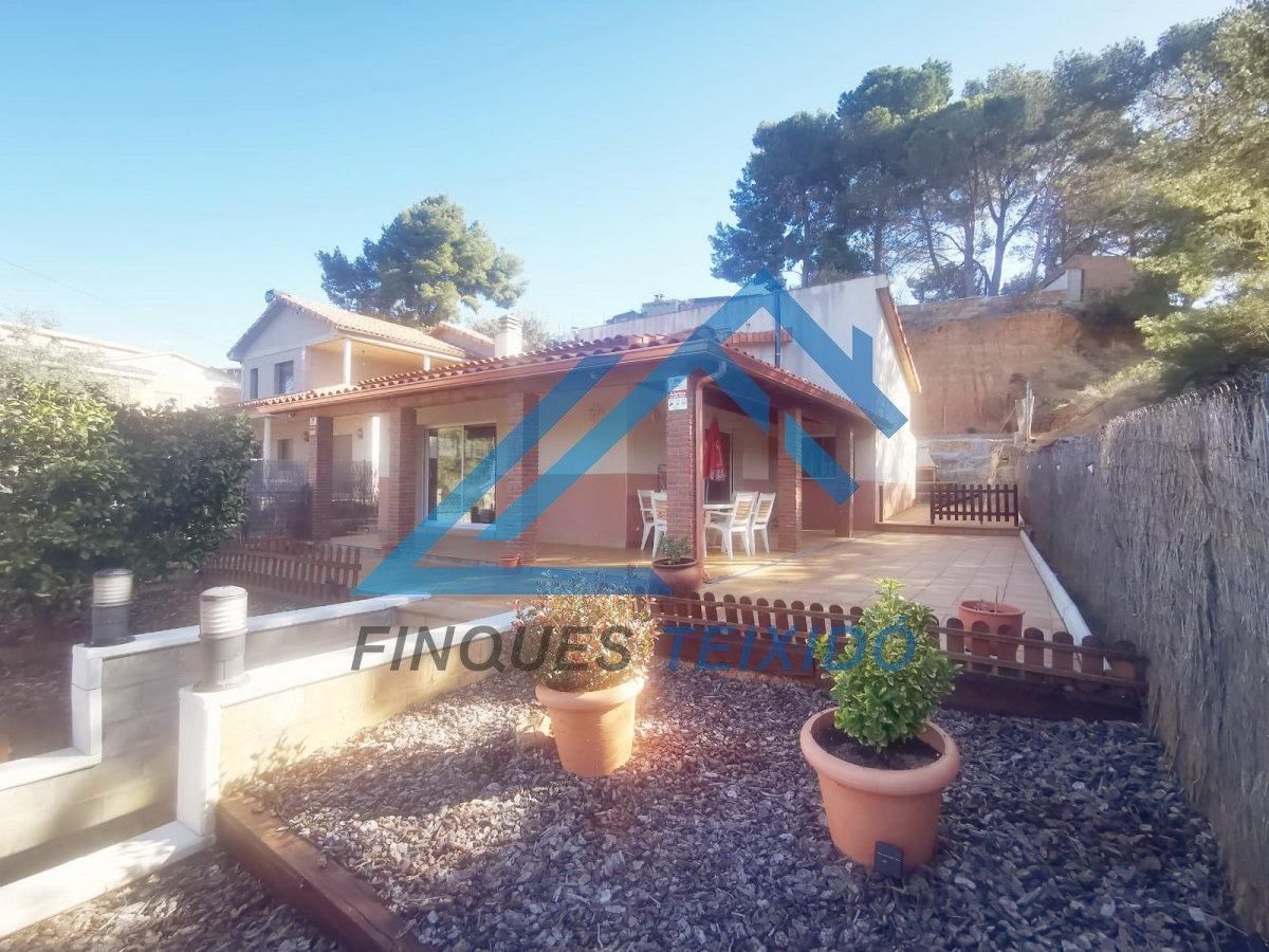Vista exterior de Casa o xalet en venda en Piera amb Aire condicionat, Jardí privat i Balcó