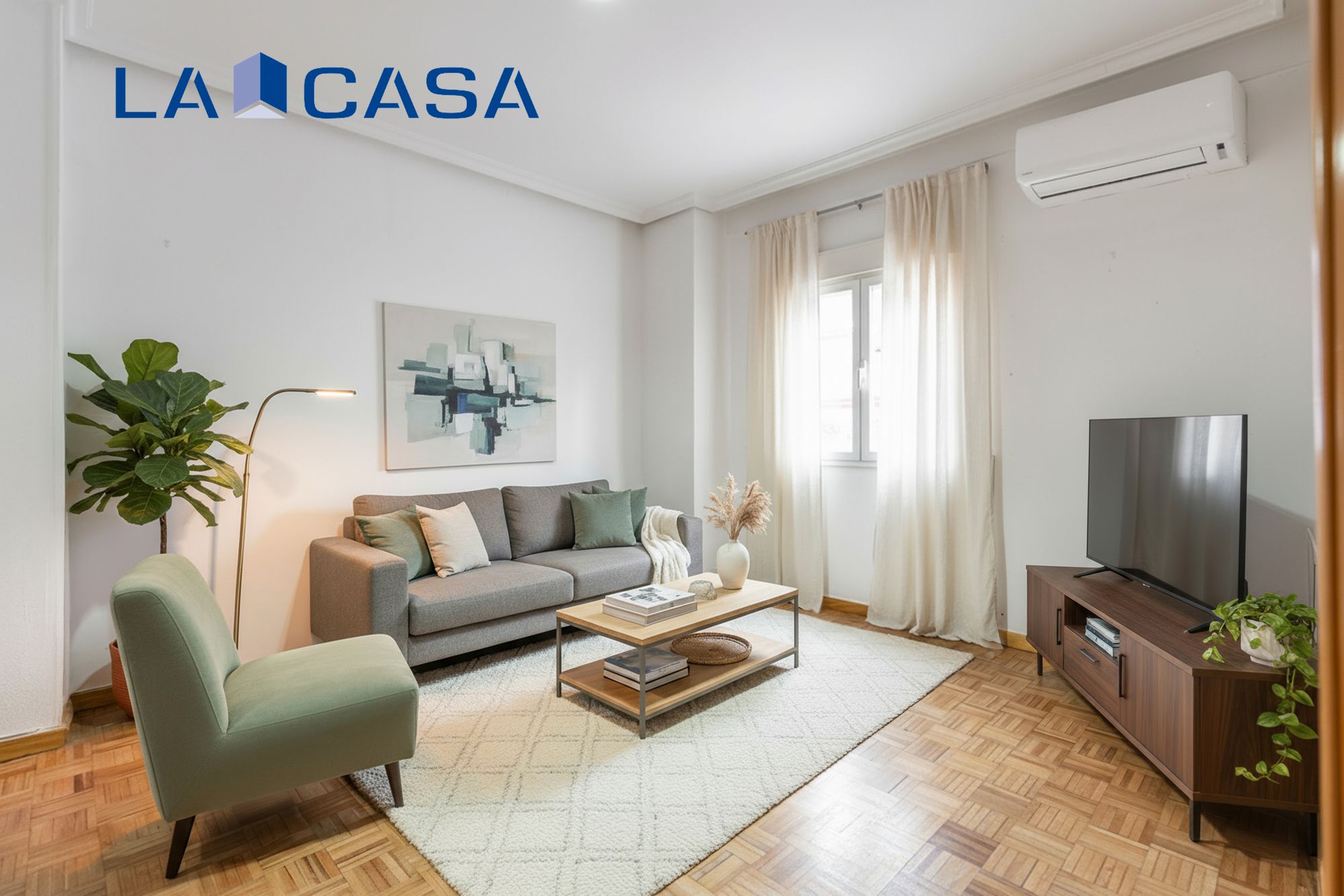 Living room of Flat for sale in  Madrid Capital  with Heating and Terrace