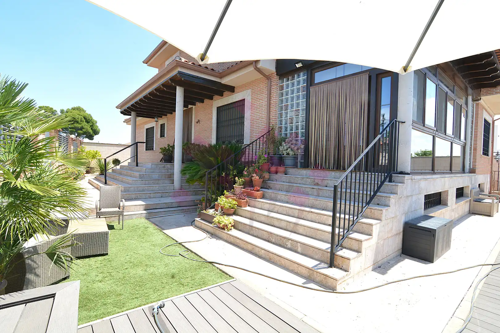 Terrassa de Casa o xalet en venda en Ciudad Real amb Aire condicionat, Calefacció i Jardí privat