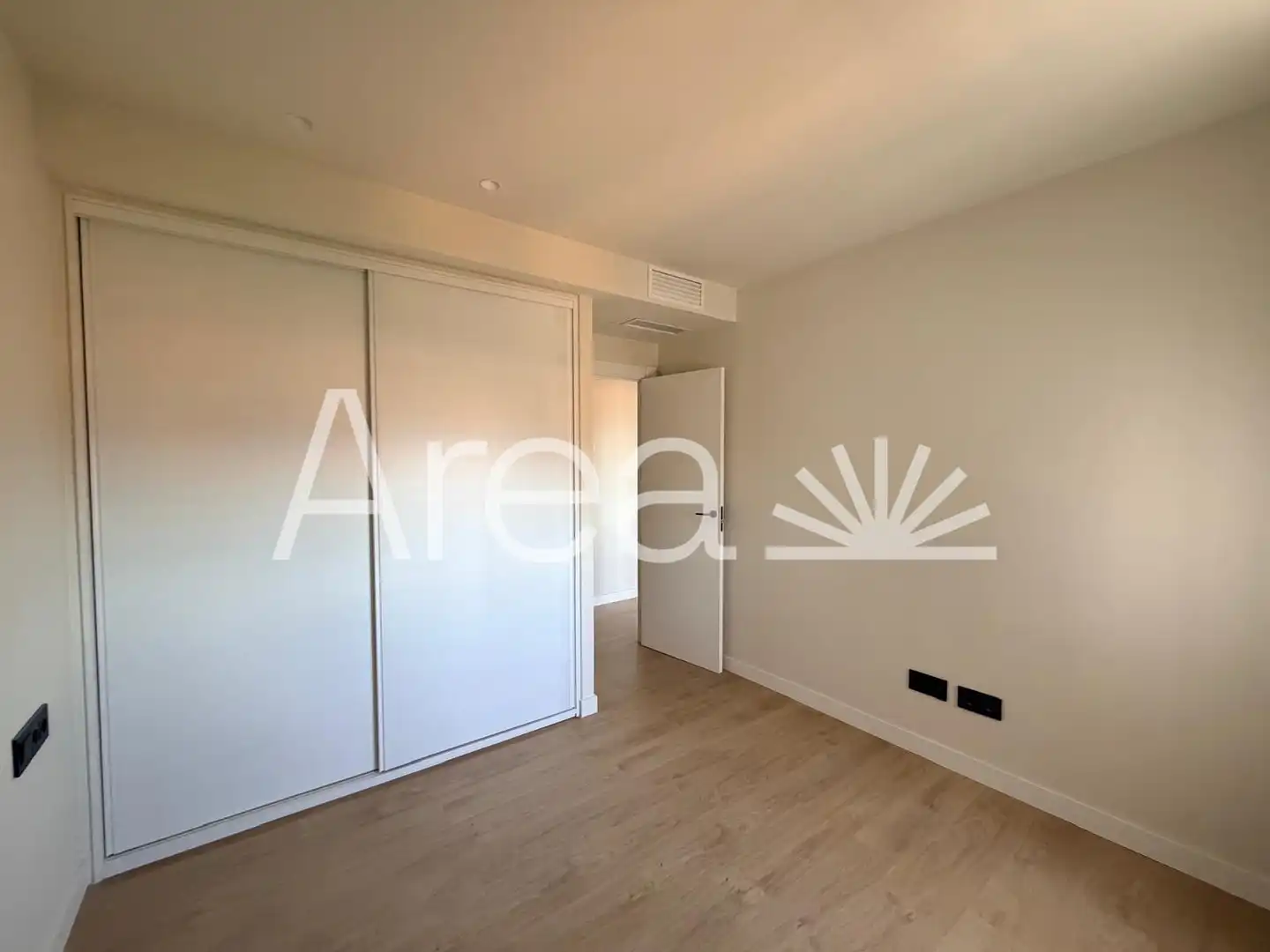 Dormitori de Àtic en venda en Mataró amb Aire condicionat, Calefacció i Parquet