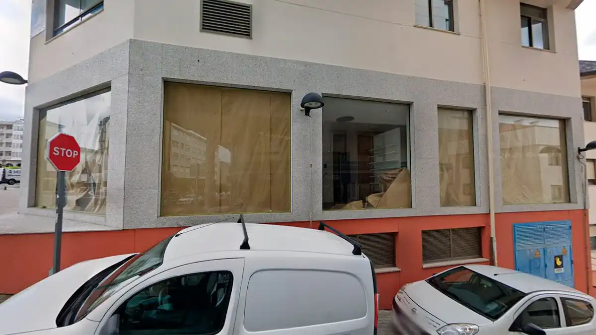 Local commercial à vendre à DE LA IGLESIA 9, imagen 2