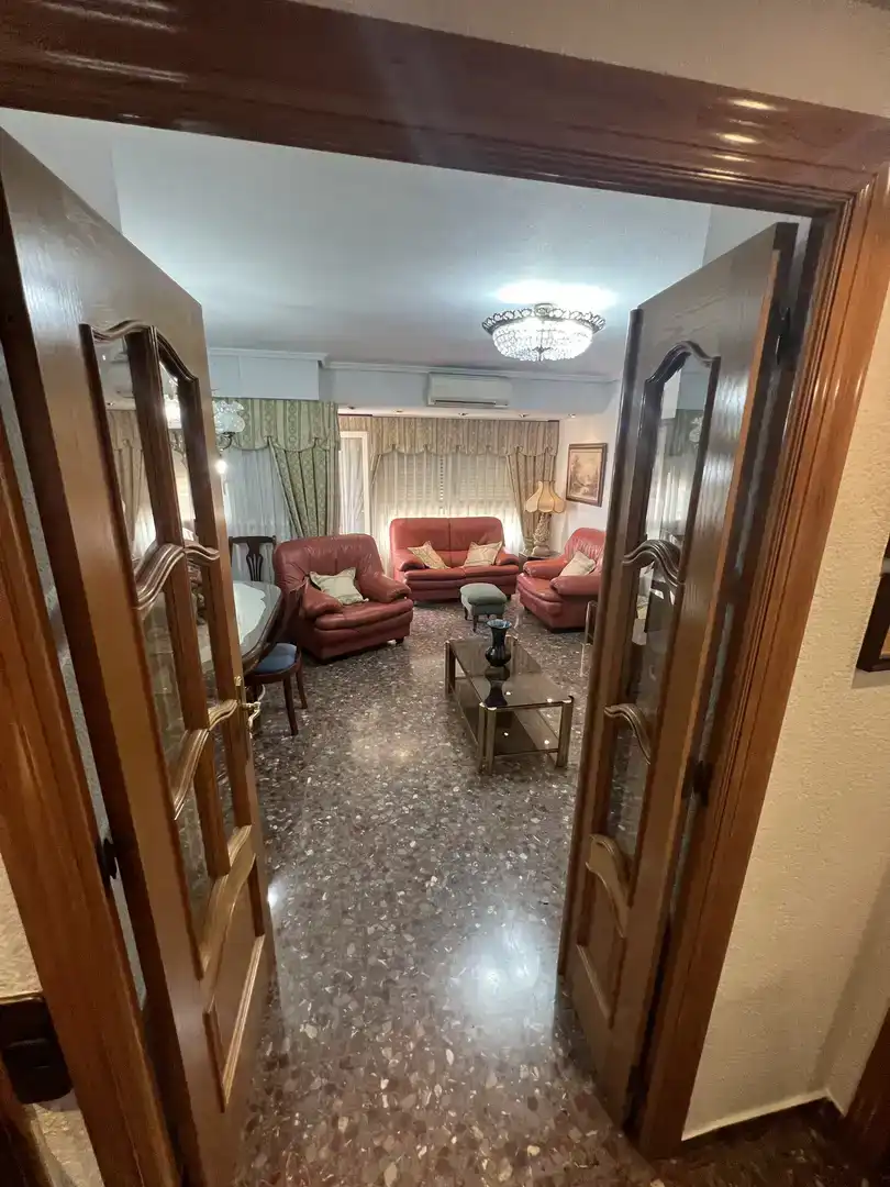 Sala d'estar de Pis de lloguer en  Valencia Capital amb Aire condicionat i Balcó