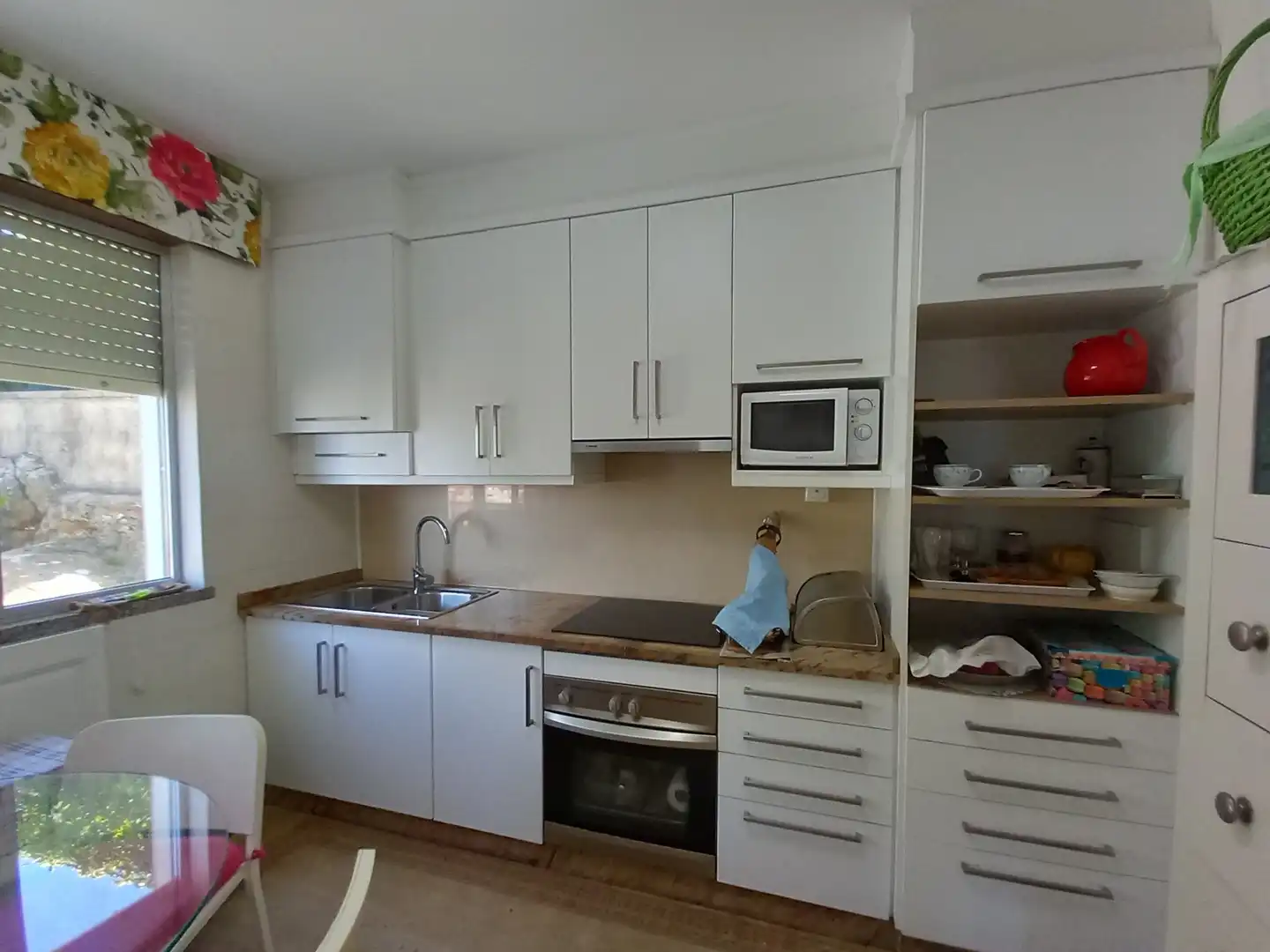 Cuina de Pis en venda en Porto do Son amb Terrassa, Traster i Moblat
