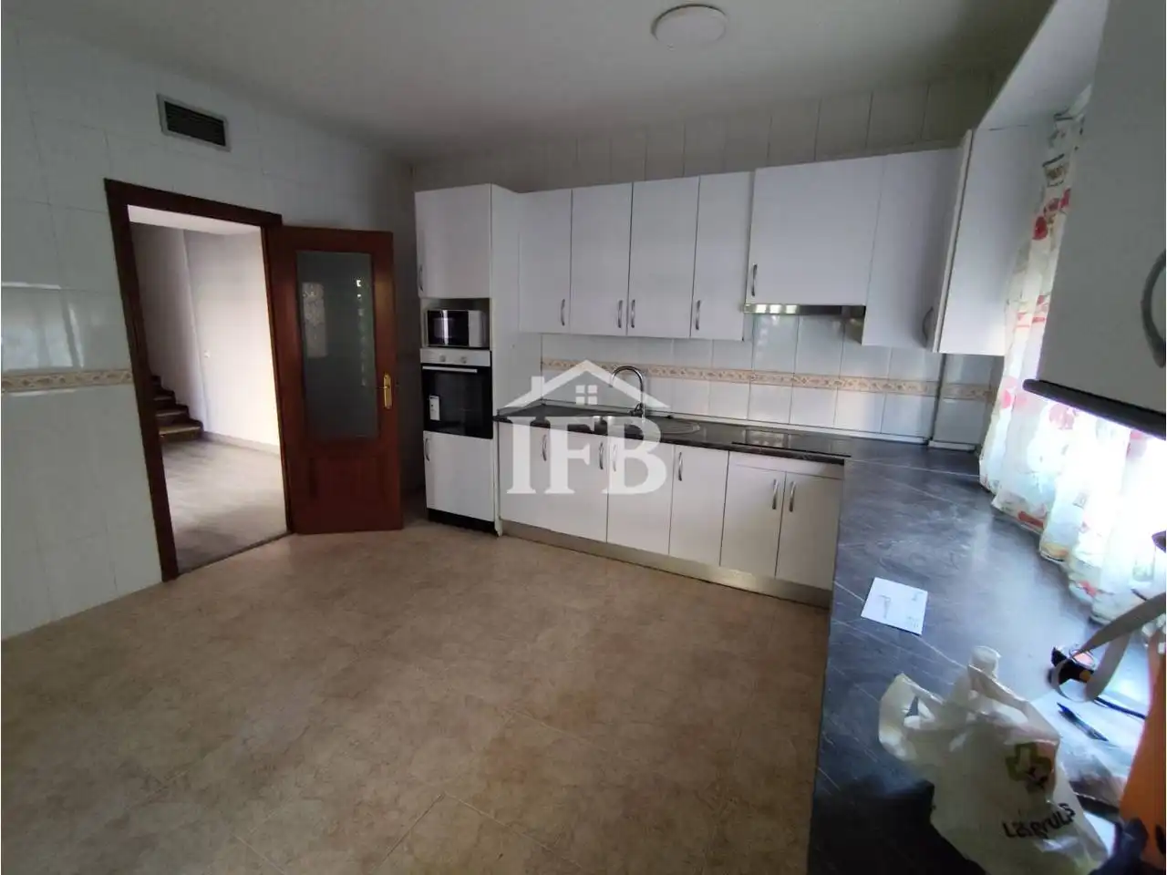 Cocina de Casa adosada de alquiler en Badajoz con Aire acondicionado, Calefacción y Terraza