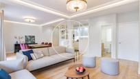 Living room of Flat for sale in  Madrid Capital  with Air Conditioner, Heating and Terrace