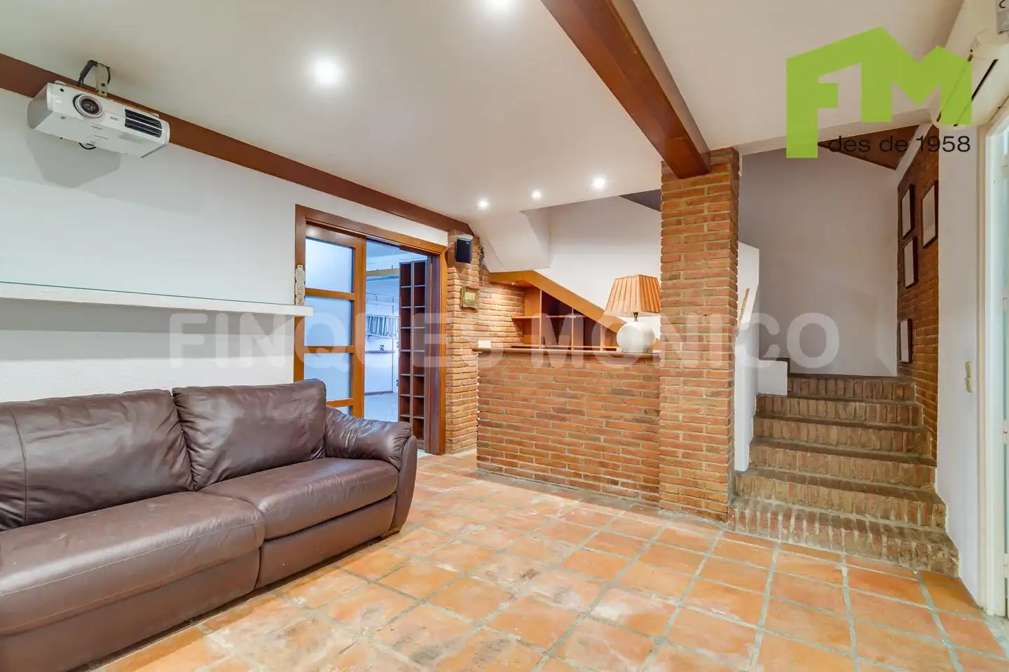 Sala de estar de Casa o chalet en venta en Teià con Aire acondicionado, Calefacción y Jardín privado