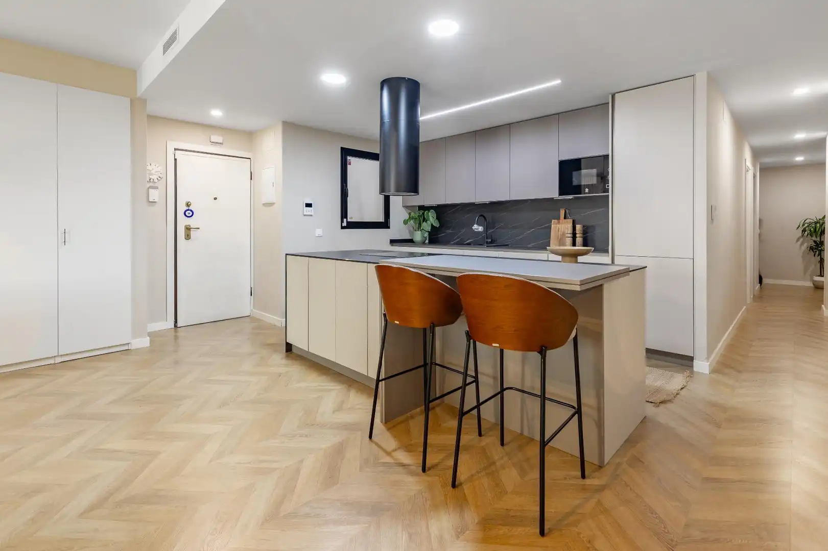 Kitchen of Flat for rent in Valencia  with Air Conditioner, Heating and Storage room