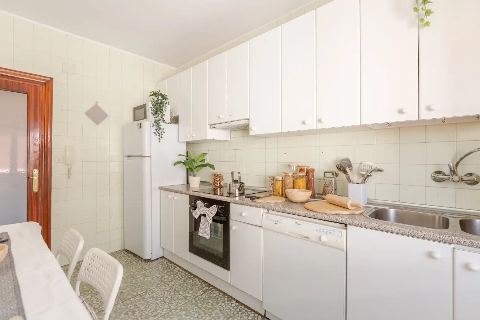 Kitchen of Attic for sale in  Pamplona / Iruña  with Parquet flooring, Terrace and Balcony