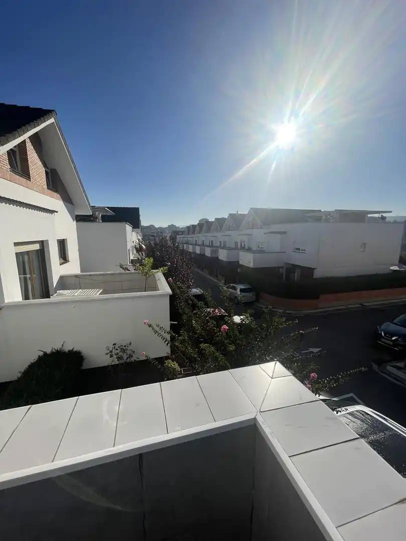 Vista exterior de Casa o chalet en venta en Donostia - San Sebastián  con Aire acondicionado, Calefacción y Jardín privado