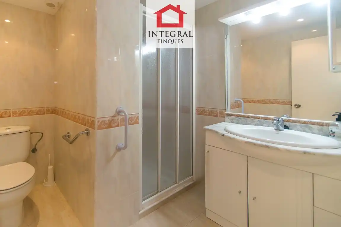 Wohnung mit Aufzug zum Verkauf in Passeig del Mar, imagen 12