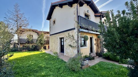 Foto 2 de Casa adosada en venta en Santillana del Mar - Avenida de Le Dorat, Santillana del Mar, Cantabria