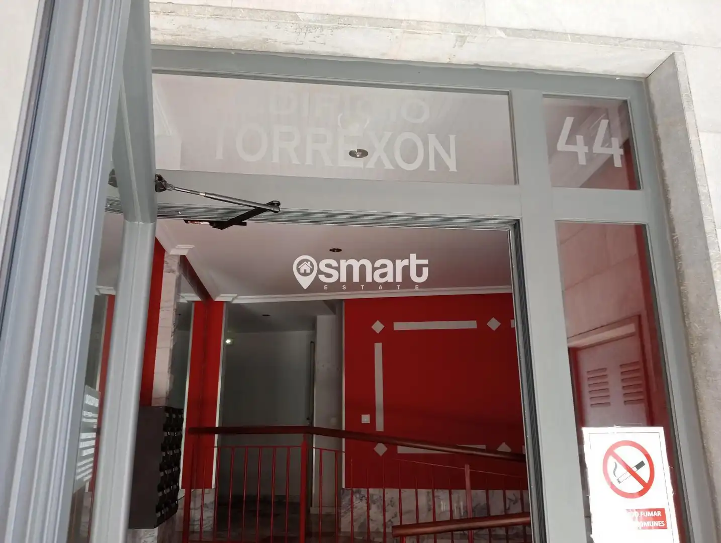Piso en venta en Av La Vega de Santiago, 44, Posada - Barro