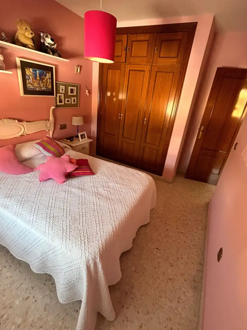 Dormitori de Casa o xalet en venda en Vélez-Málaga amb Aire condicionat, Terrassa i Traster