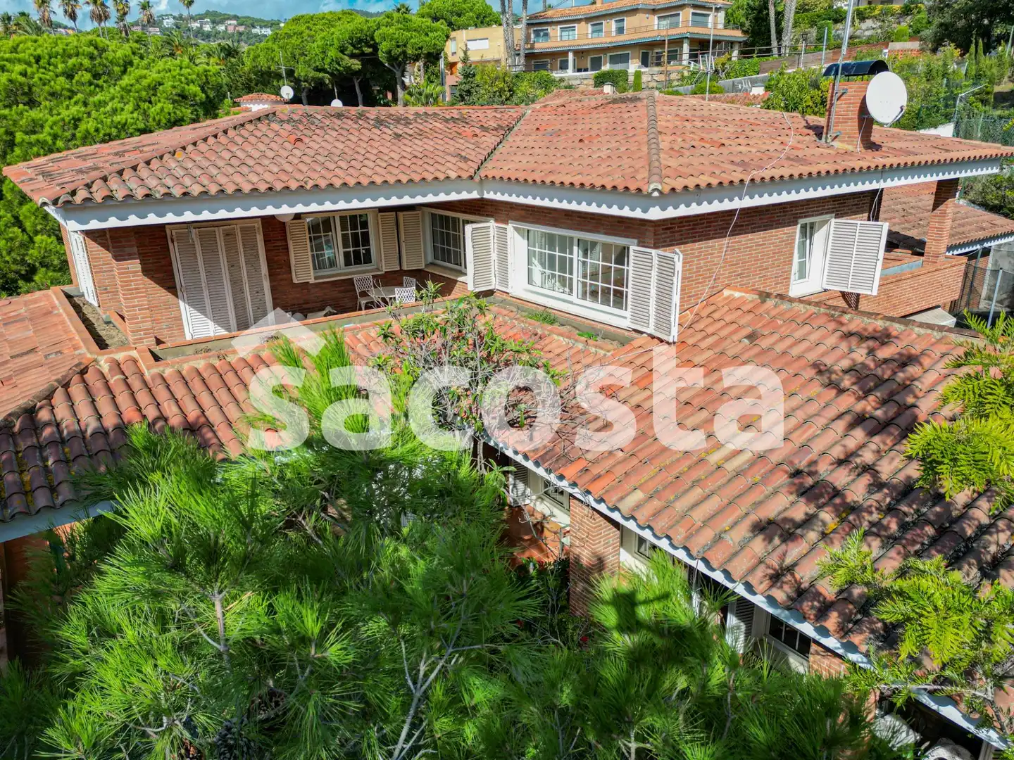 Vista exterior de Casa o xalet en venda en Lloret de Mar amb Calefacció, Jardí privat i Parquet