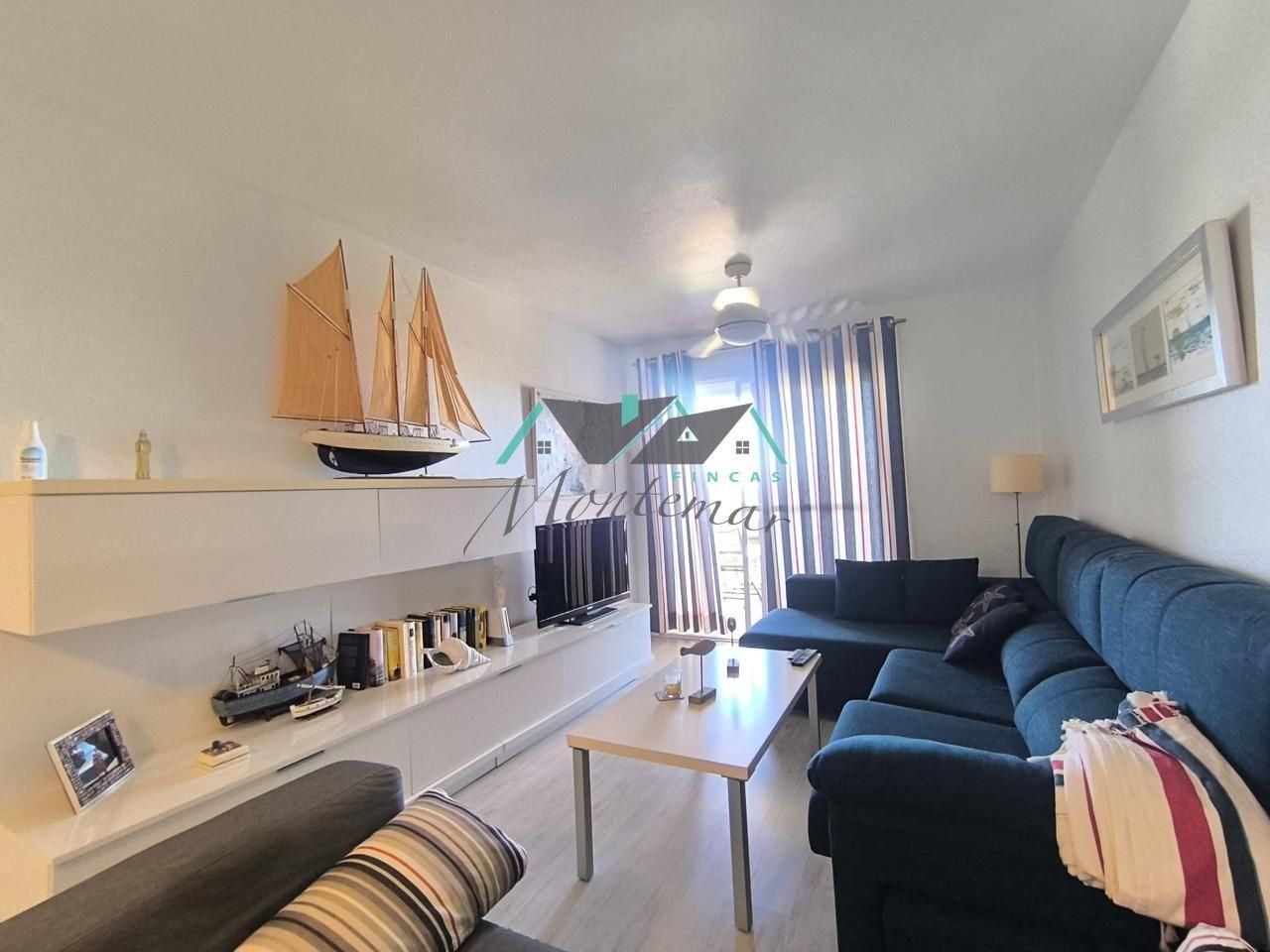 Living room of Flat for sale in Águilas  with Air Conditioner, Terrace and Furnished