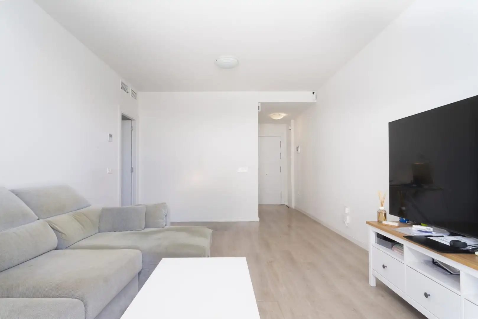Wohnzimmer von Wohnungen zum Verkauf in Marbella mit Klimaanlage, Terrasse und Abstellraum