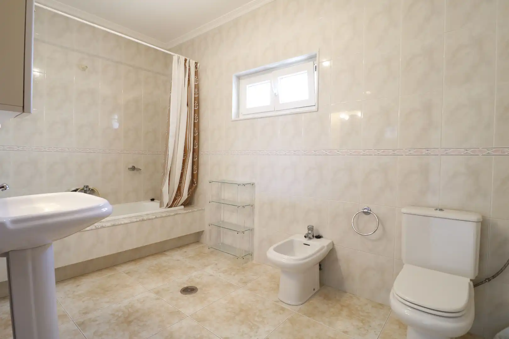 Bathroom of Houses for sale in Carnota  with Private garden, Terrace and Furnished