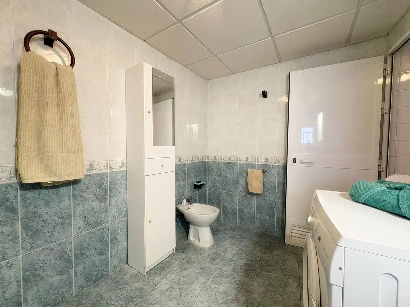 Baño de Finca rústica en venta en Yunquera con Terraza y Amueblado