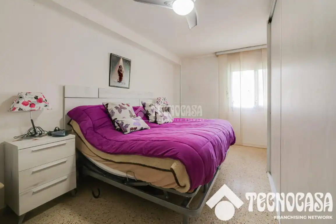 Habitación de Piso en venta en Badalona con Balcón