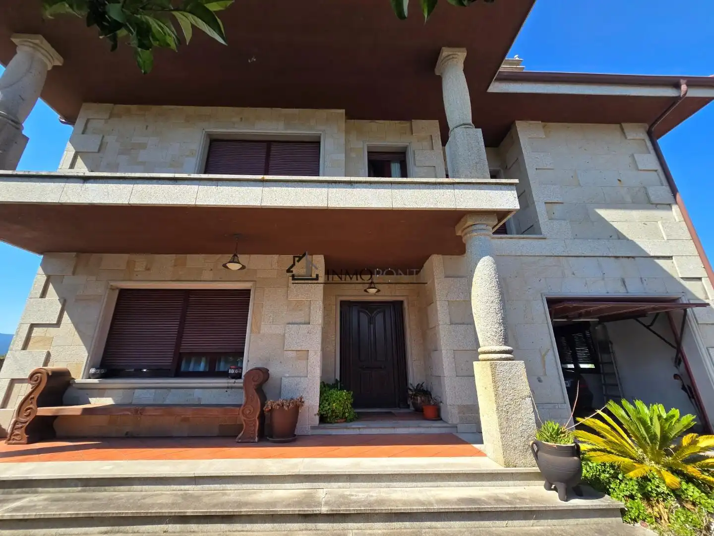 Vista exterior de Casa o xalet en venda en Valga amb Calefacció, Jardí privat i Terrassa
