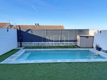 Maison mitoyenne avec piscine à vendre à Carranque