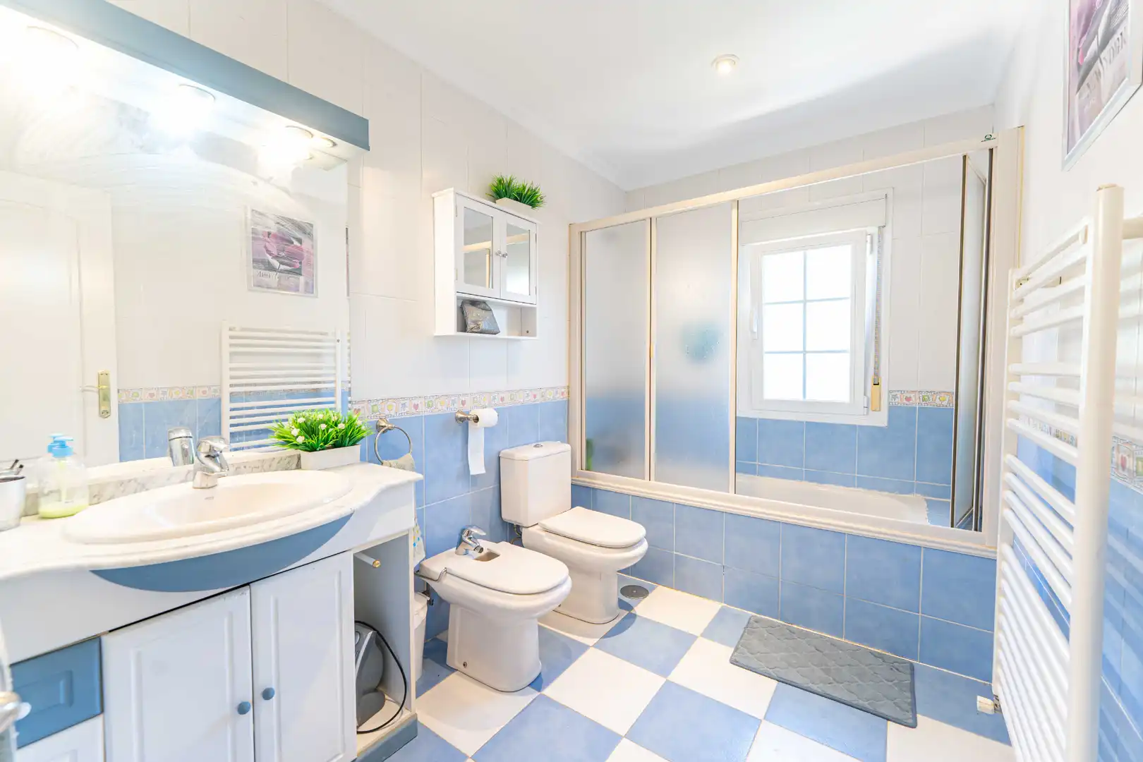 Baño de Casa adosada en venta en Torrelodones con Calefacción, Jardín privado y Terraza
