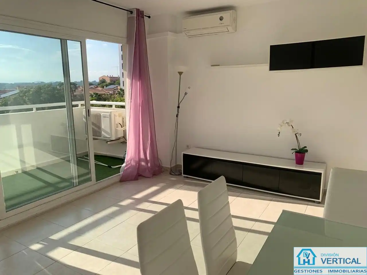 Sala de estar de Piso en venta en Paterna con Aire acondicionado, Terraza y Trastero