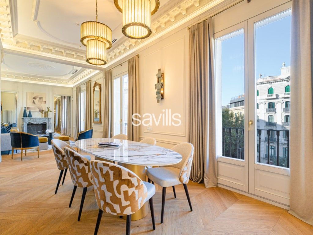 Menjador de Àtic en venda en  Barcelona Capital amb Aire condicionat, Terrassa i Moblat