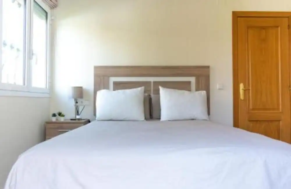 Dormitori de Dúplex de lloguer en Marbella amb Aire condicionat, Terrassa i Piscina