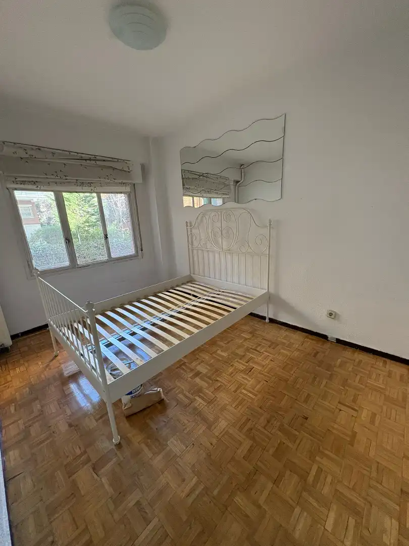 Habitación de Piso en venta en Madrid con Calefacción, Jardín privado y Parquet