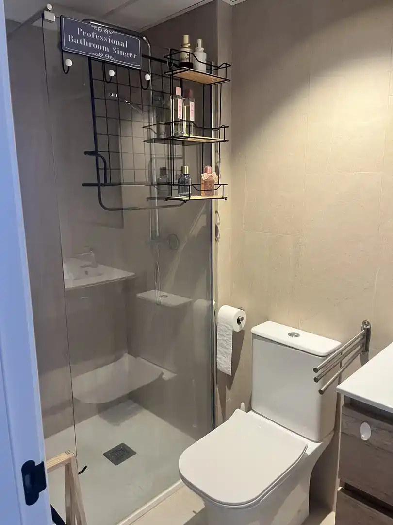 Bany de Pis en venda en  Murcia Capital amb Aire condicionat, Piscina i Balcó