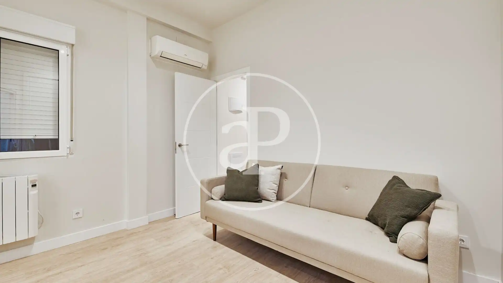 Wohnzimmer von Wohnung zum Verkauf in  Madrid Capital mit Klimaanlage, Heizung und Möbliert