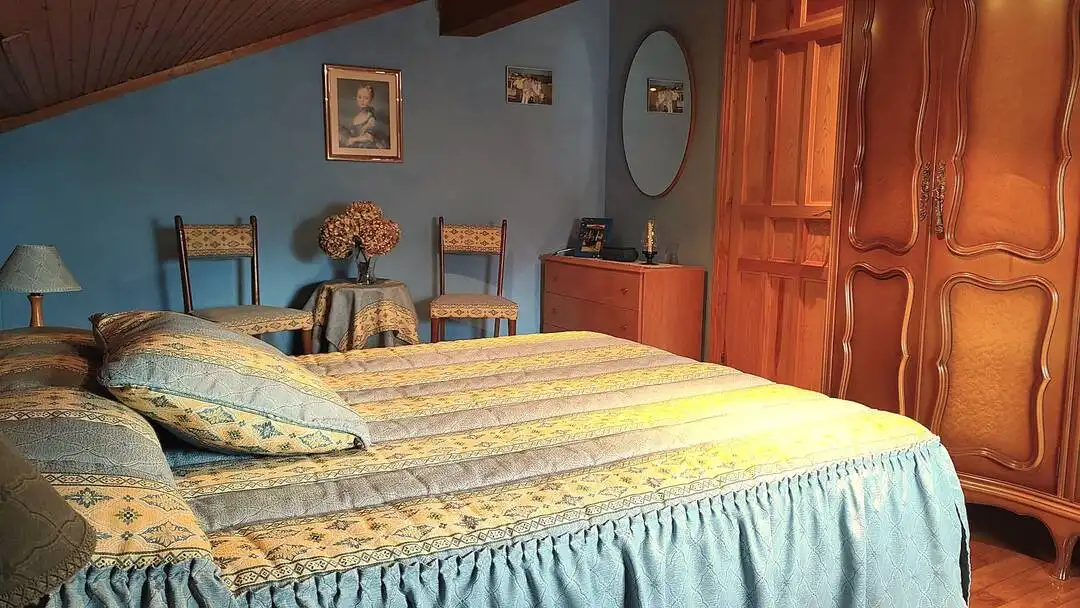Dormitori de Casa o xalet en venda en Los Tojos  amb Calefacció i Moblat