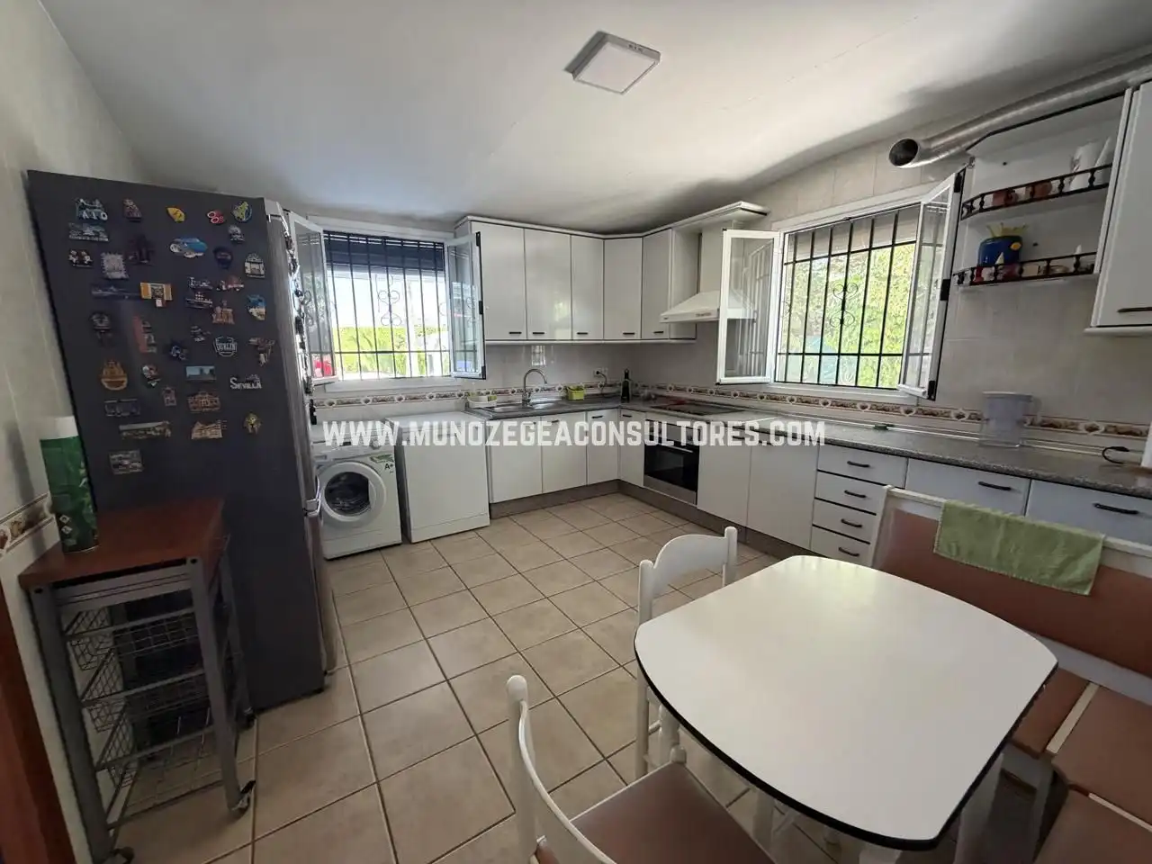 Kitchen of Houses for sale in Lucena  with Air Conditioner, Private garden and Terrace