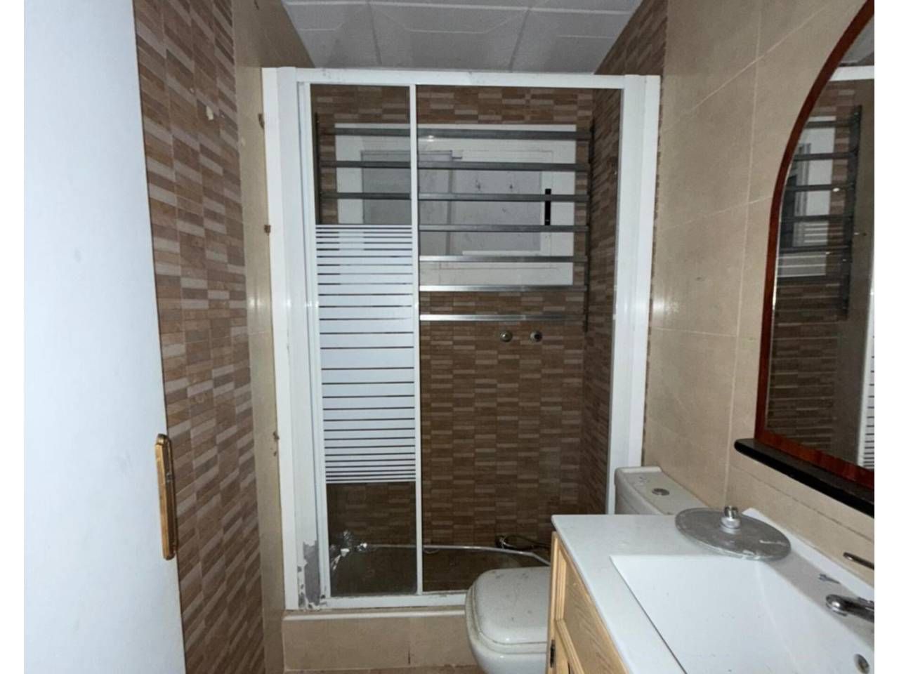 Bany de Casa adosada en venda en Terrassa