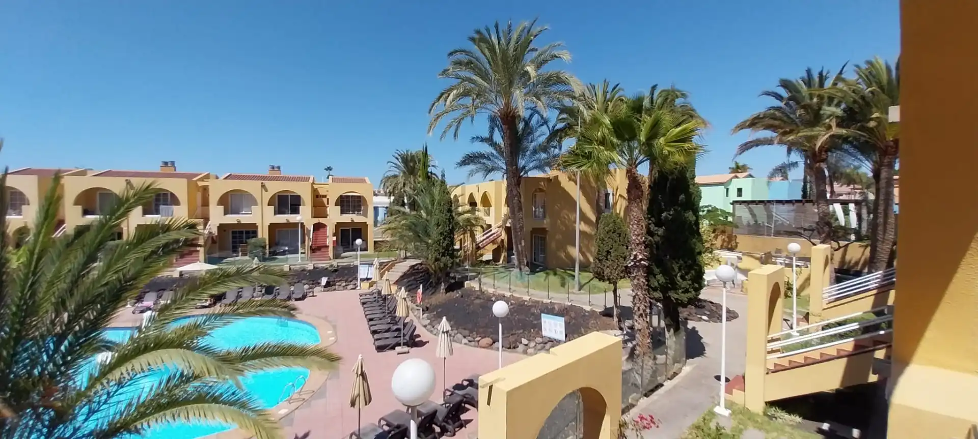 Vista exterior de Apartament de lloguer en San Bartolomé de Tirajana amb Aire condicionat, Calefacció i Terrassa