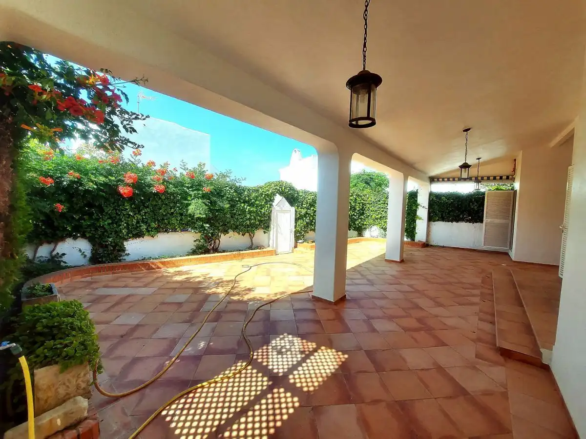 Jardín de Casa adosada en venta en Almonte con Terraza, Trastero y Balcón