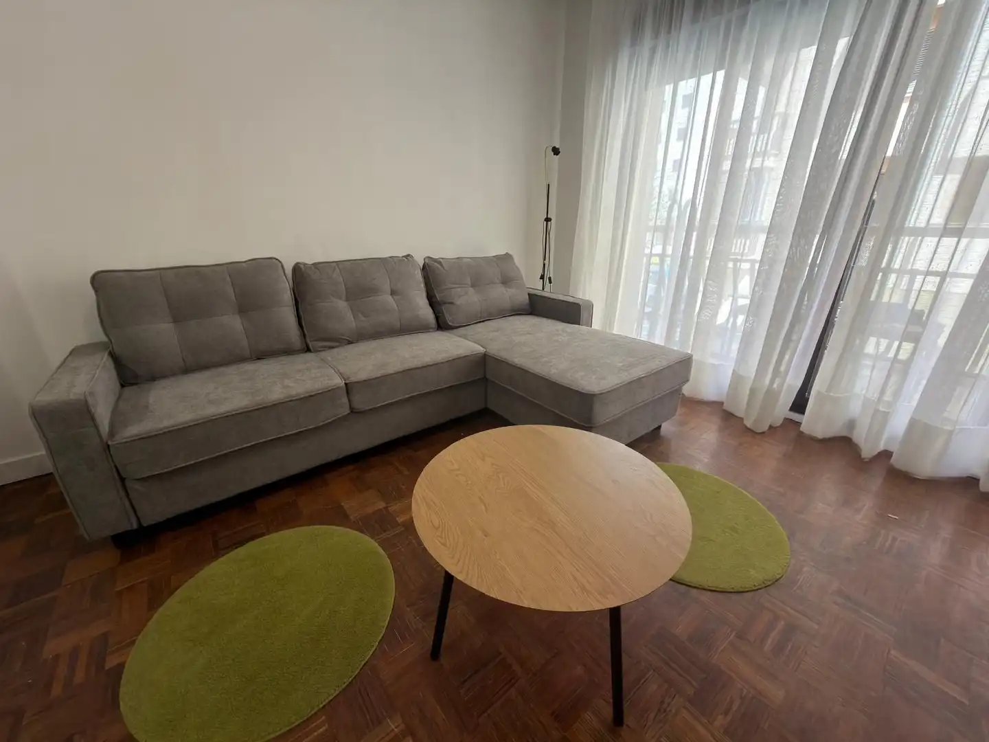 Sala de estar de Piso de alquiler en Cuenca con Calefacción, Terraza y Amueblado