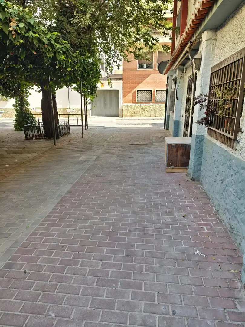 Parkplatz von Wohnung zur Miete in Granada mit Privatgarten, Möbliert und Balkon