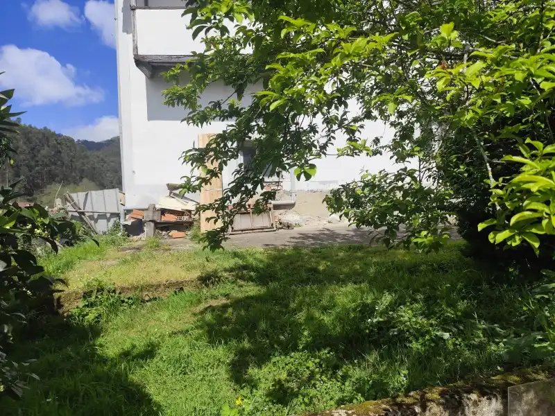 Casa adosada en venda en Pravia
