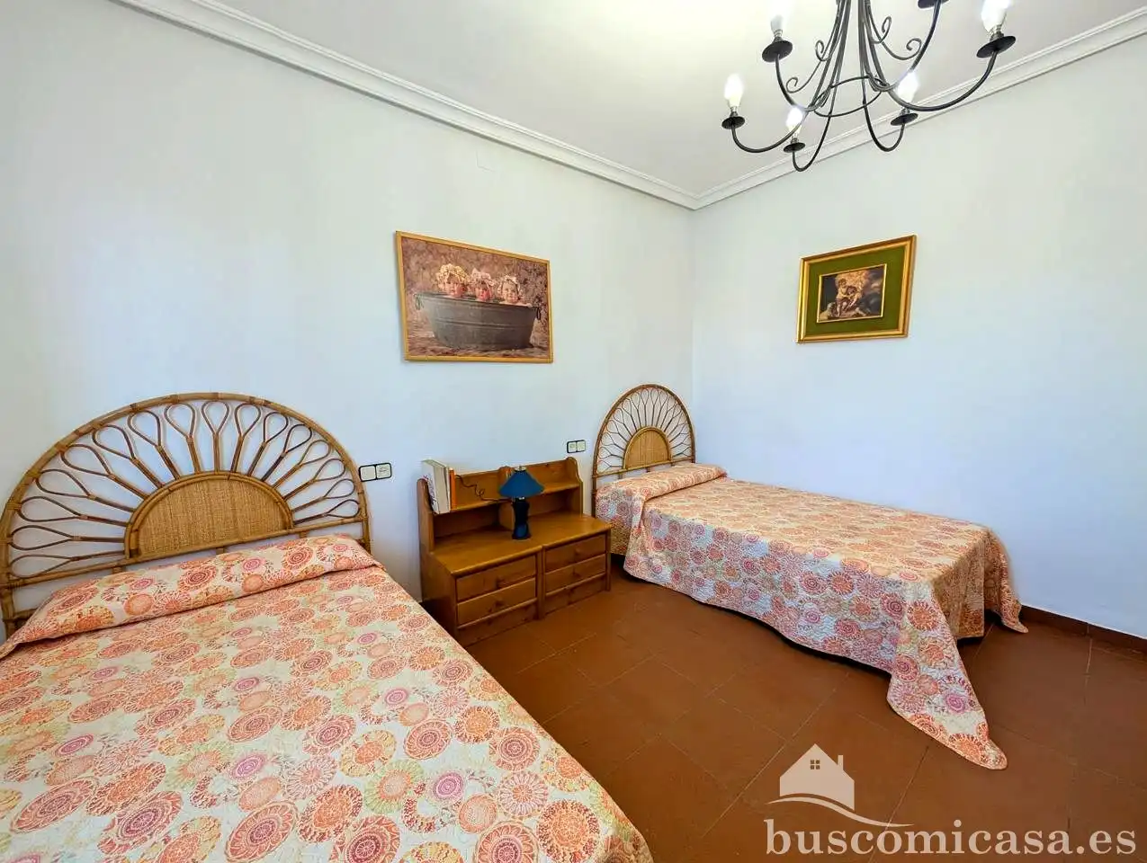 Habitación de Piso de alquiler en Linares con Aire acondicionado y Amueblado